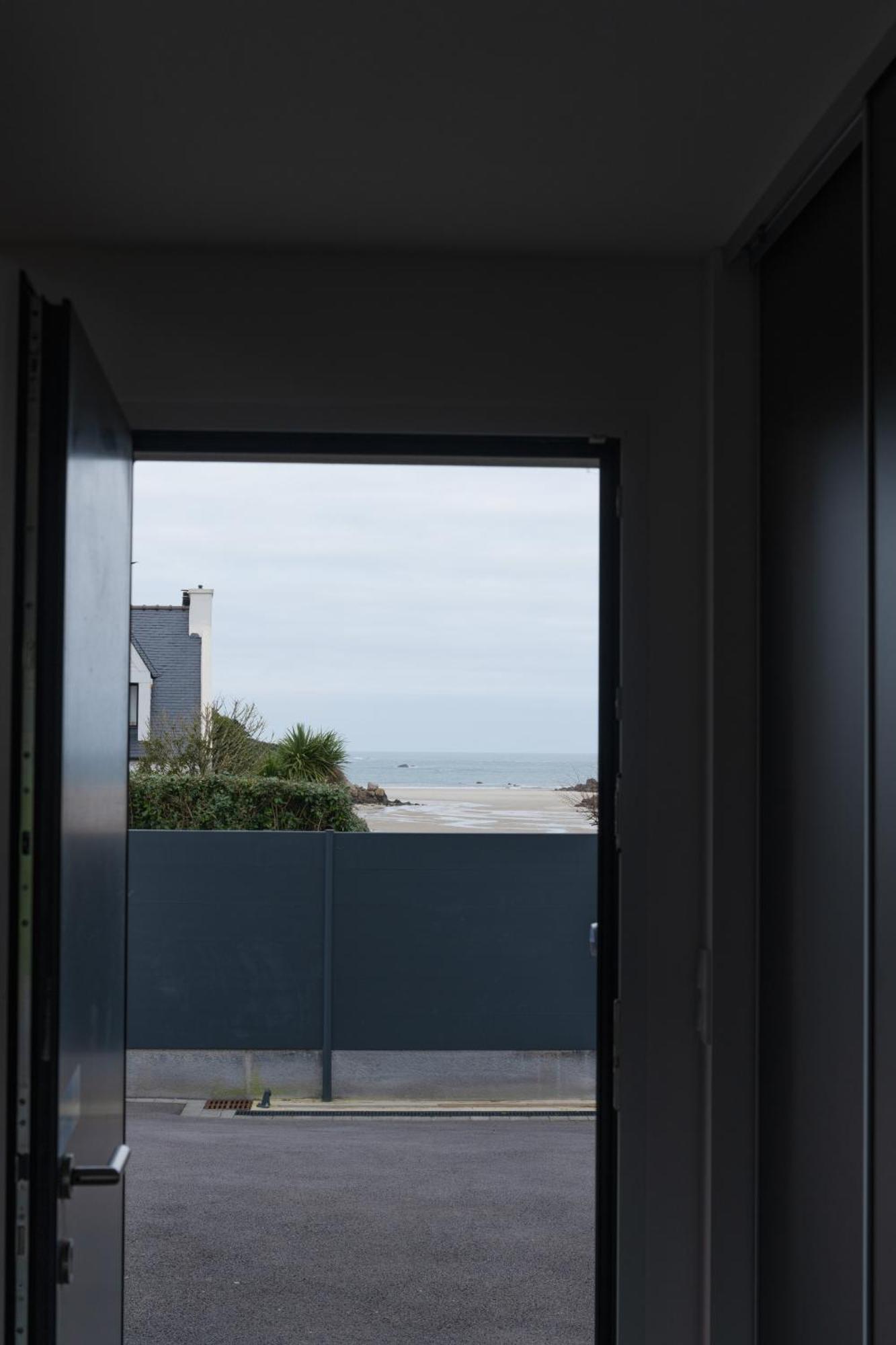 Ker Stivell - Superbe Maison Neuve A 2 Pas De La Mer Landunvez Exterior foto